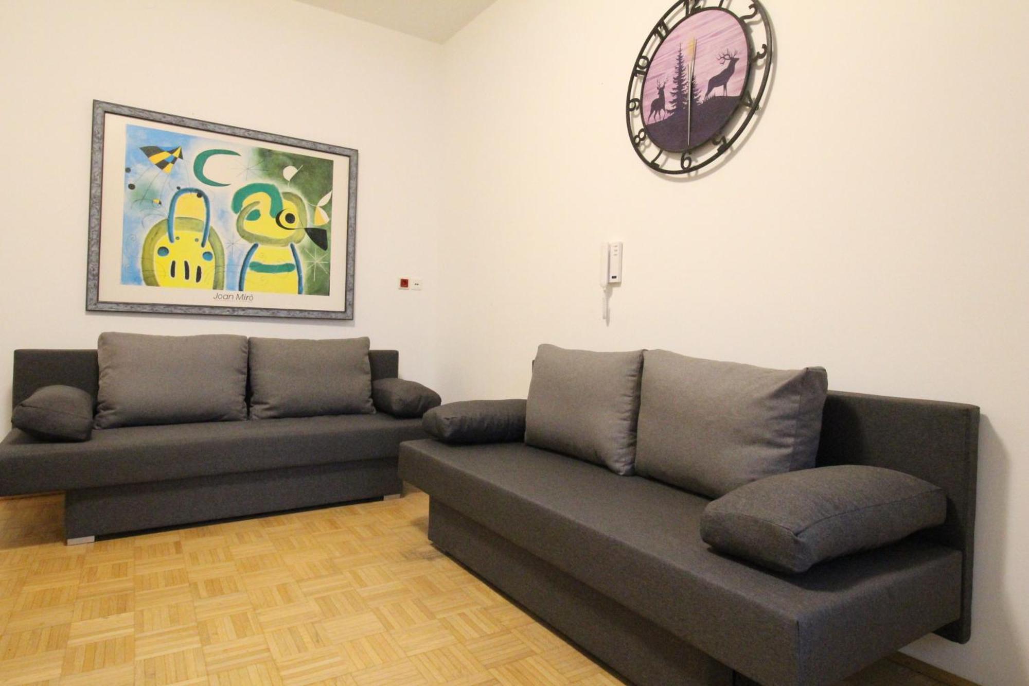 Zx Quad Room In Meidling Виена Екстериор снимка